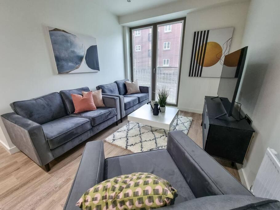 Stunning 4-Bedroom Townhouse With Free Parking Manchester Exterior photo